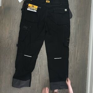 Caterpillar CAT H2O Defender Pants W40 L32 NWT.